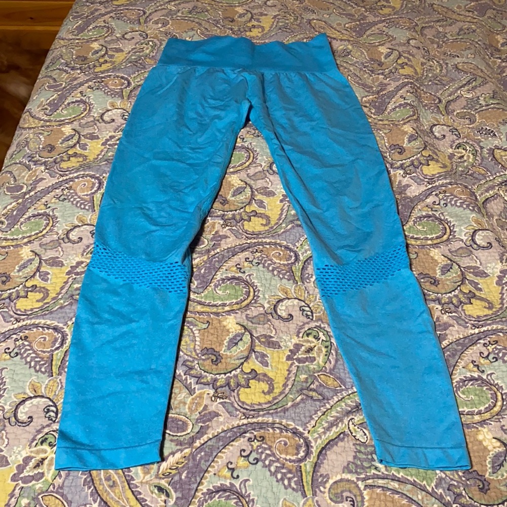 NVGTN Contour Leggings